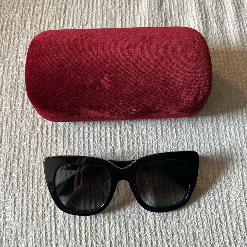 Gucci Black Cat Eye Sunglasses with Red Velvet Case